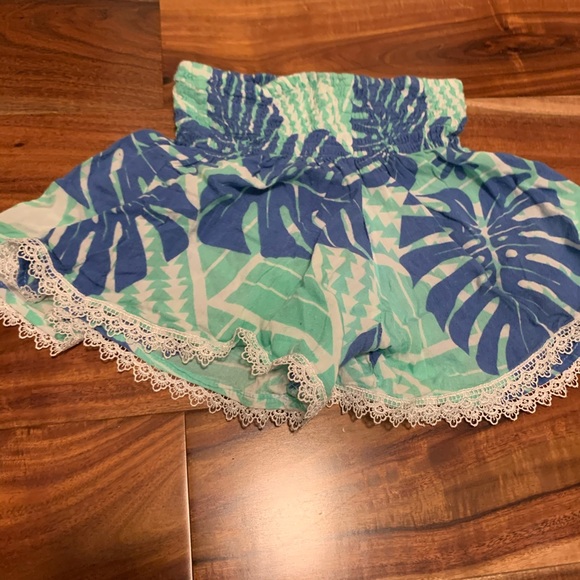 Hawai’i shorts - Picture 2 of 3